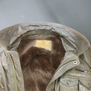 ジャケットの襟の破れ修理事例と参考価格